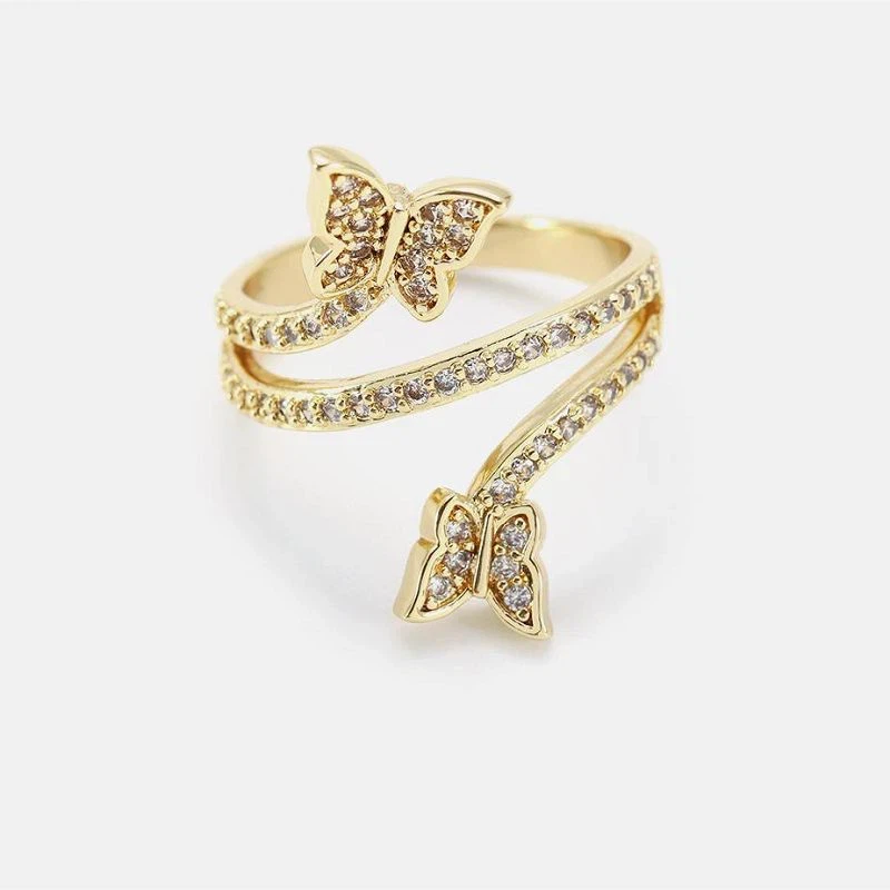 Kaunis käsitsi valmistatud liblikasõrmus