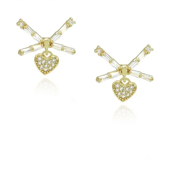 Naiste väikese disainiga südamekõrvarõngas