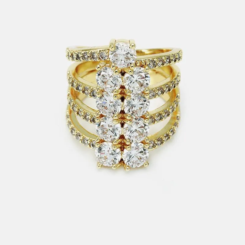 Luksusliku disainiga moesõrmuste komplekt