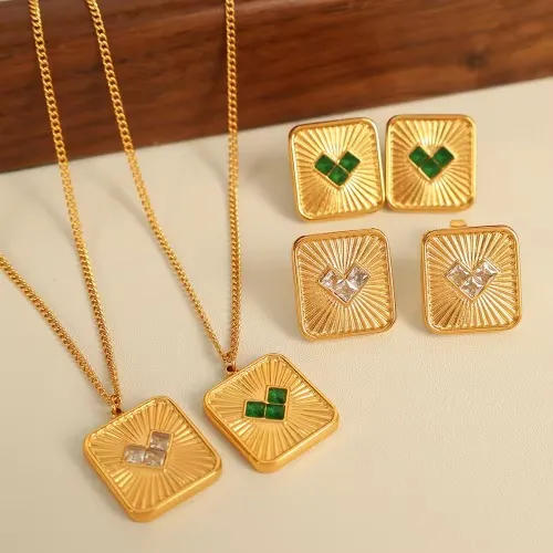 Kaelakee Kõrvarõngaste Komplekt