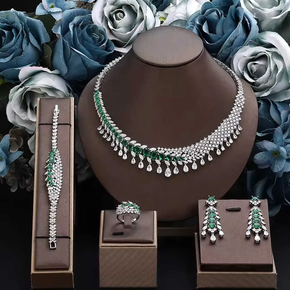 Saudi Araabia pruudi ehete komplektid